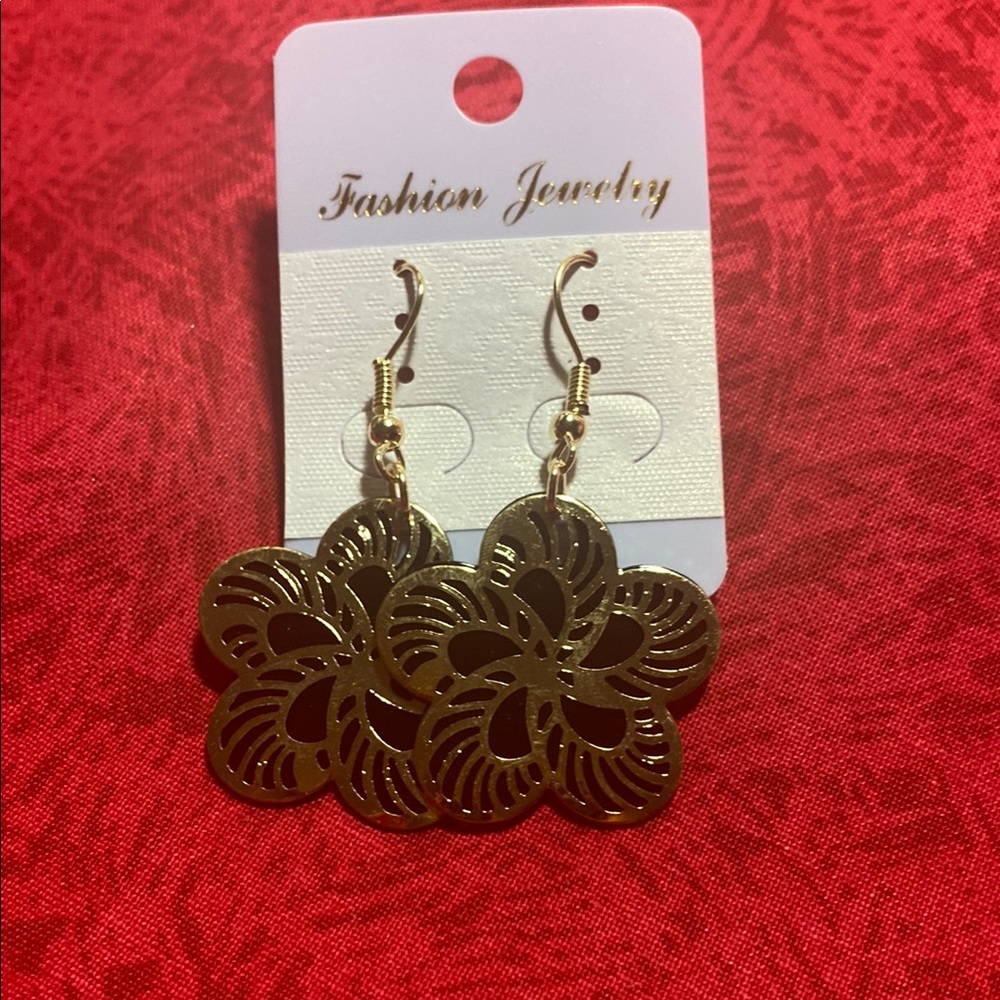 Gold Floral Earrings